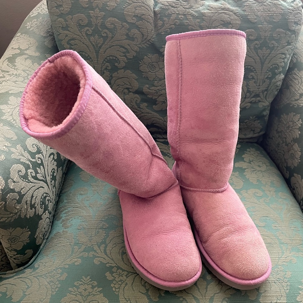 Vintage tall classic Ugg boots